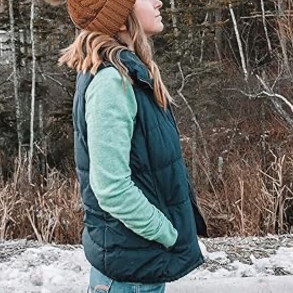 OLD NAVY Women Sz Medium Wool Blend Puffer Vest Green Quilted Zip Up Fleece - Picture 1 of 14